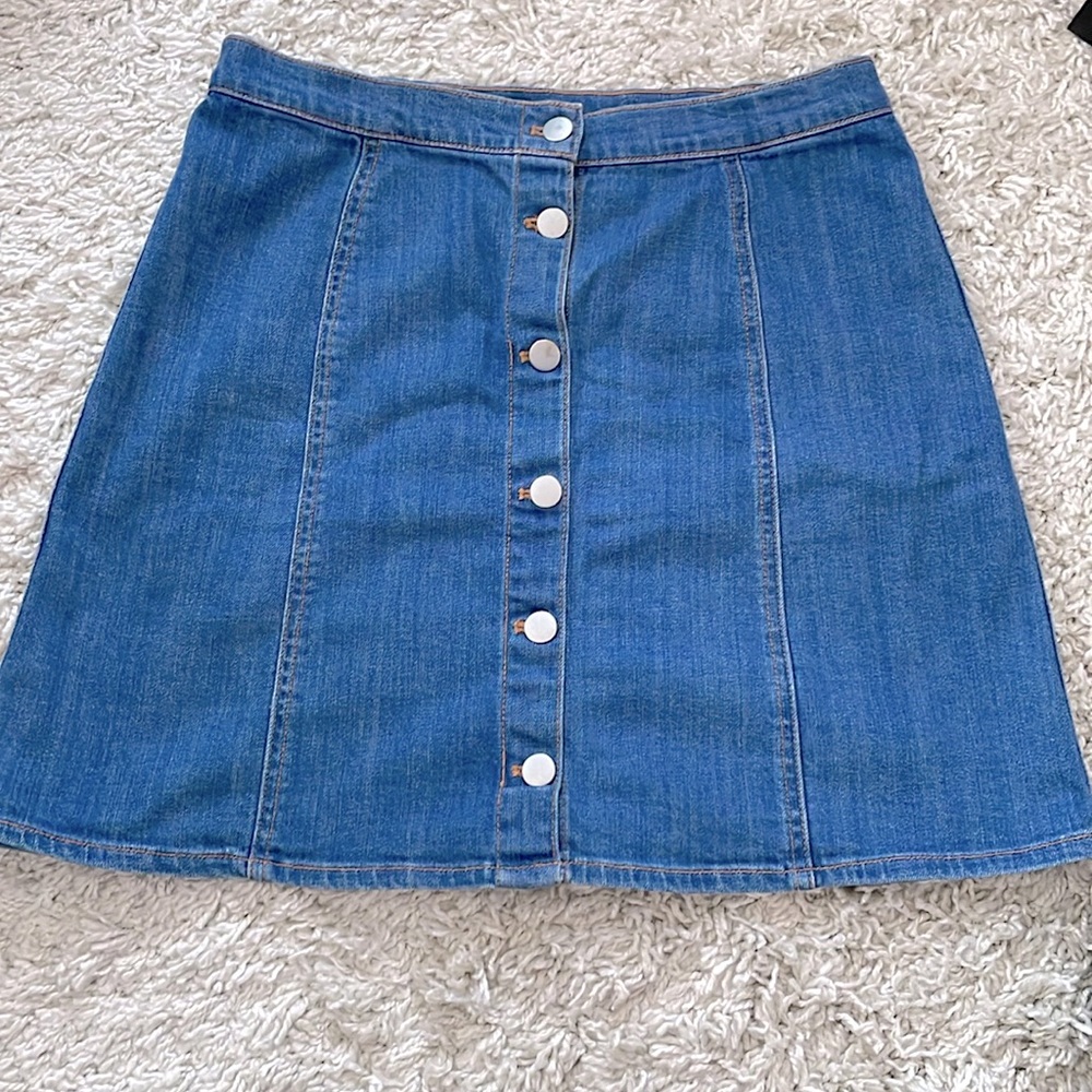 H&M Medium Wash Denim Button Down Mini Skirt - Picture 1 of 3